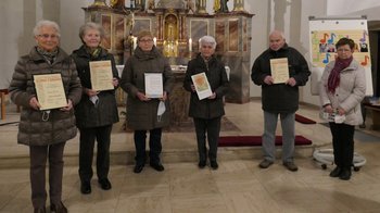 Ehrung aktiver und passiver Sänger des Kirchenchors Venningen